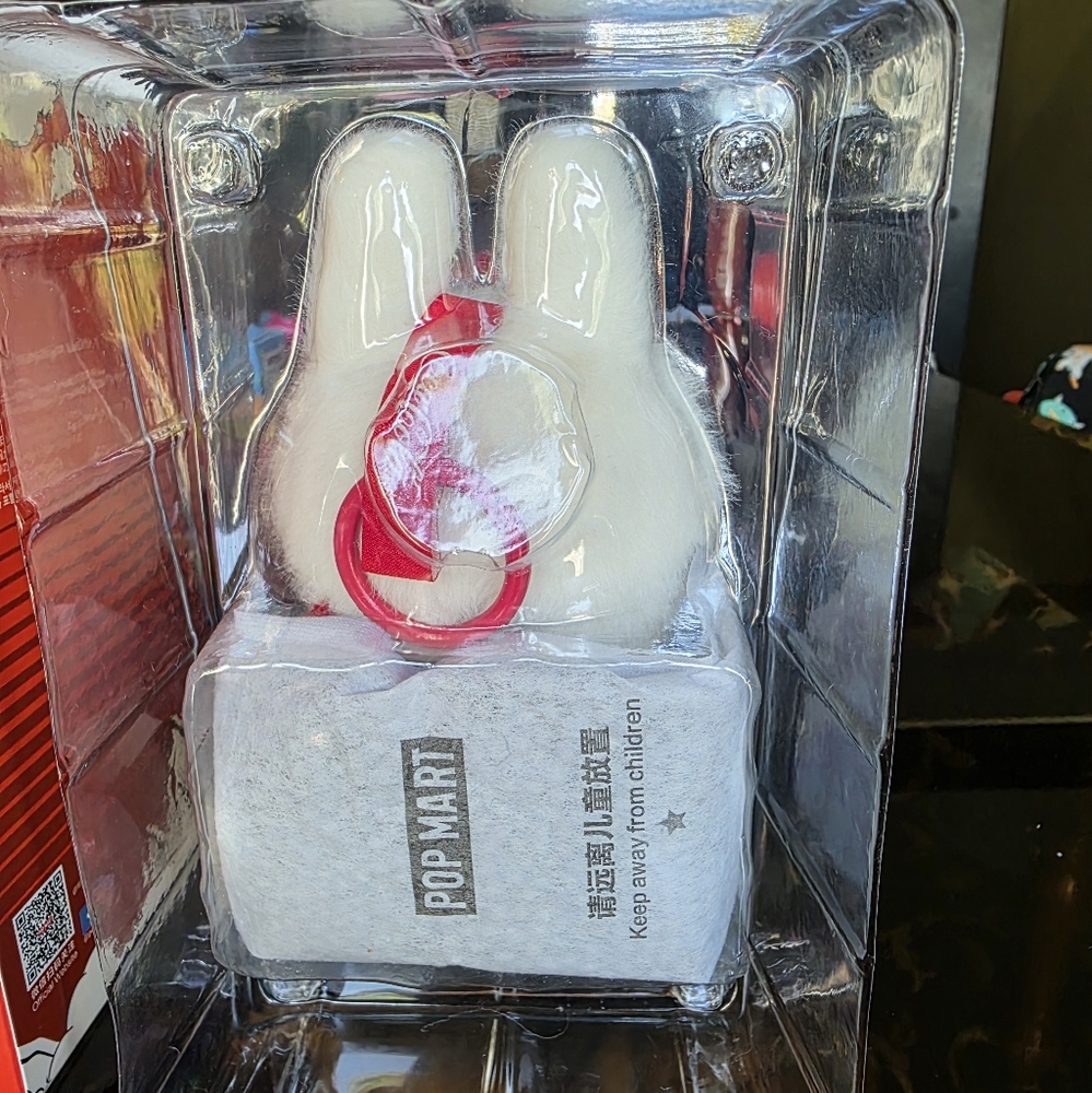 Authentic Coca-Cola The Monsters Vinyl Labubu Figure - Picture 2 of 7